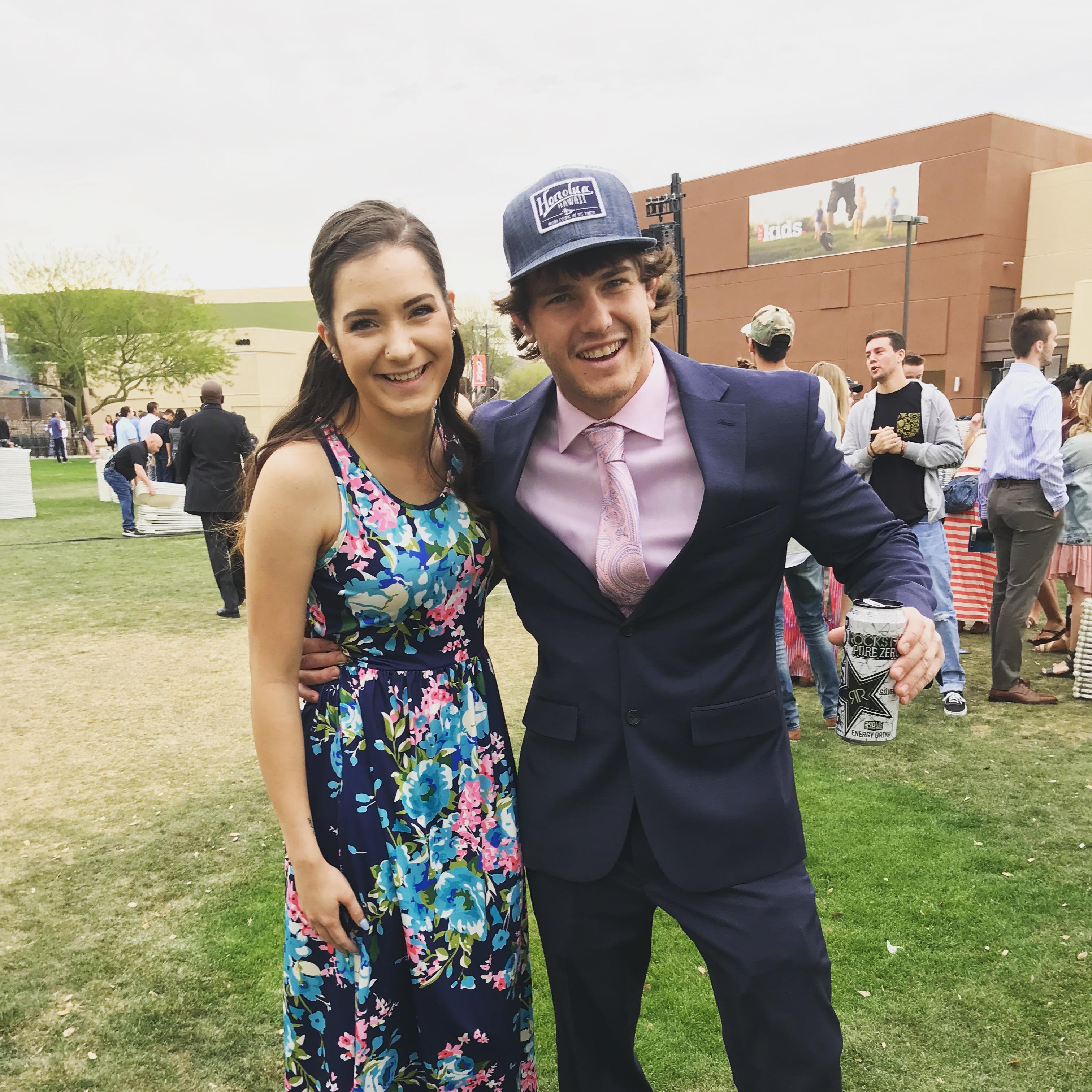 WE ARE A PRETTY HAPPY PAIR