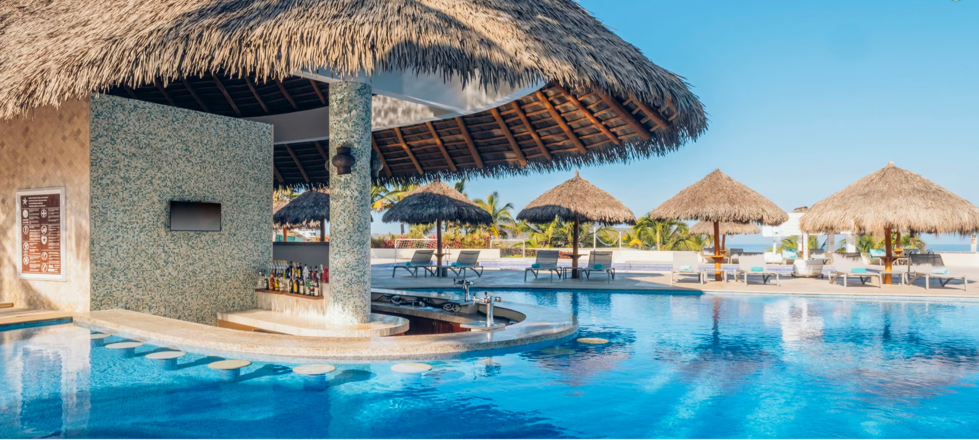 The Wedding Website of Ashley Beach and Alejandro Gonzalez