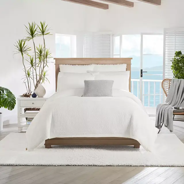 UGG® Shaye 3-Piece Full/Queen Duvet Cover Set in Snow