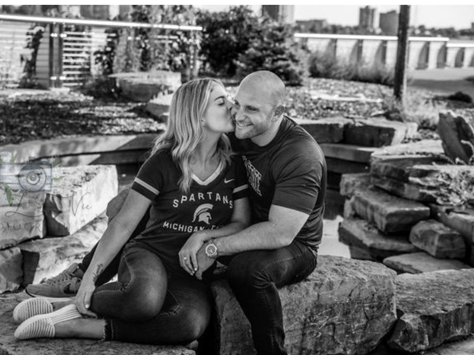 The Wedding Website of Lindsey Pobocik and Dominic Saigh