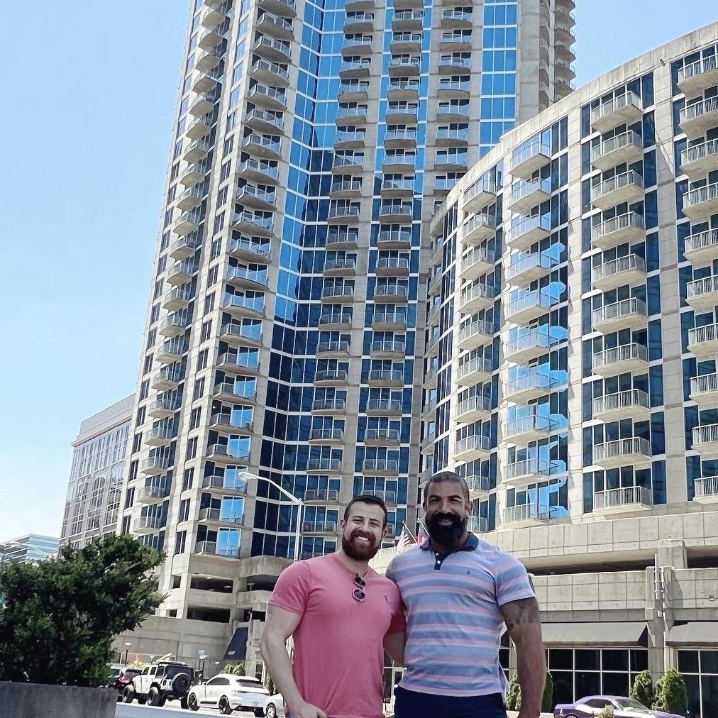 Closing Day - Moving on up to the 31st floor  April 28, 2022