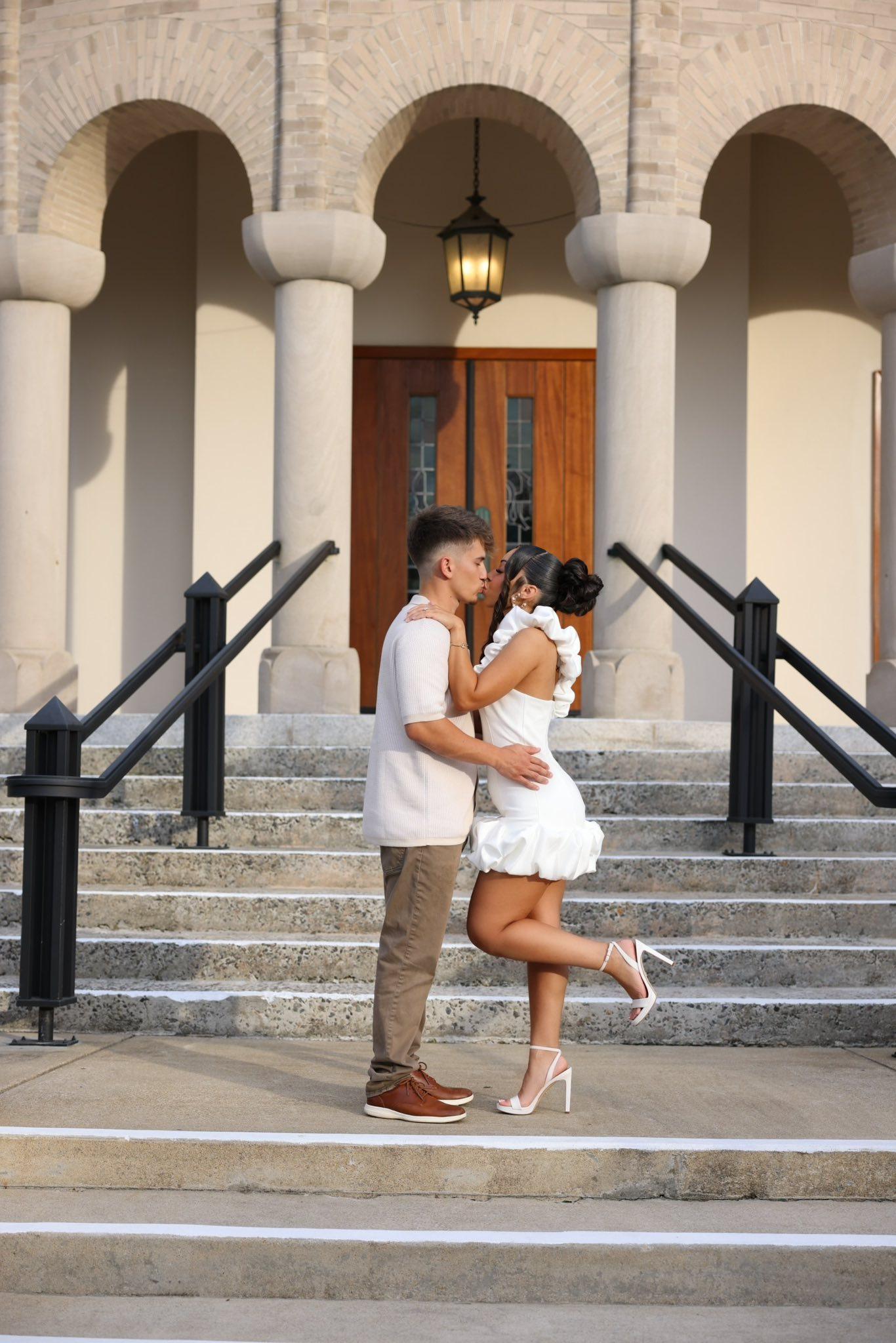 The Wedding Website of Marissa Green and Nathan McDonald