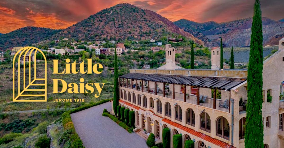 The Wedding Website of Mari Macias and Omar Rodriguez