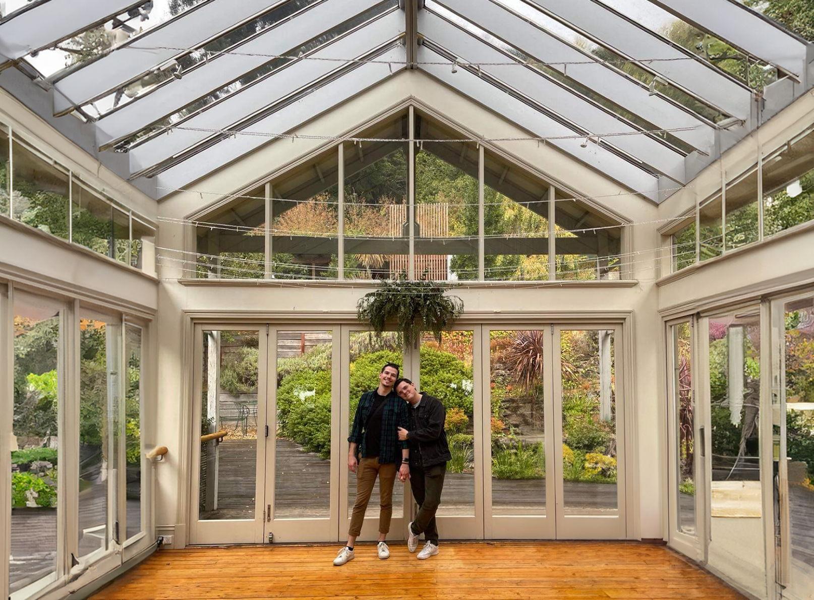 The Wedding Website of Charlie Munday and Justin Burr
