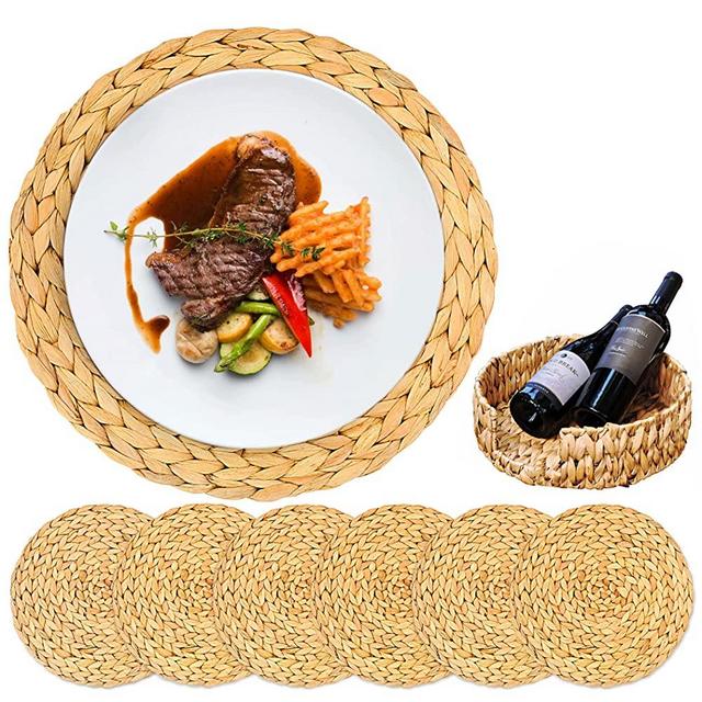 Woven Placemats Set of 6 with Round Basket Holder Boho Round Wicker Tablemats for Dining Table Handmade Rustic Heat Resistant Placemats for Thanksgiving Xmas Table Decoration 11.8”