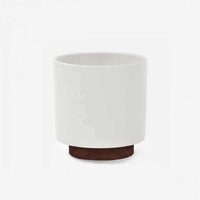 Case Study Ceramics® Small Cylinder with Plinth