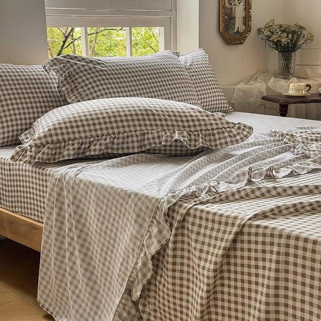 NSNLGSGC Tan Gingham Ruffle Queen Sheet Set, Taupe Soft Pre-Washed Microfiber Plaid Queen Bed Sheets, 4-Pieces Farmhouse Sheet Set with Deep Pocket
