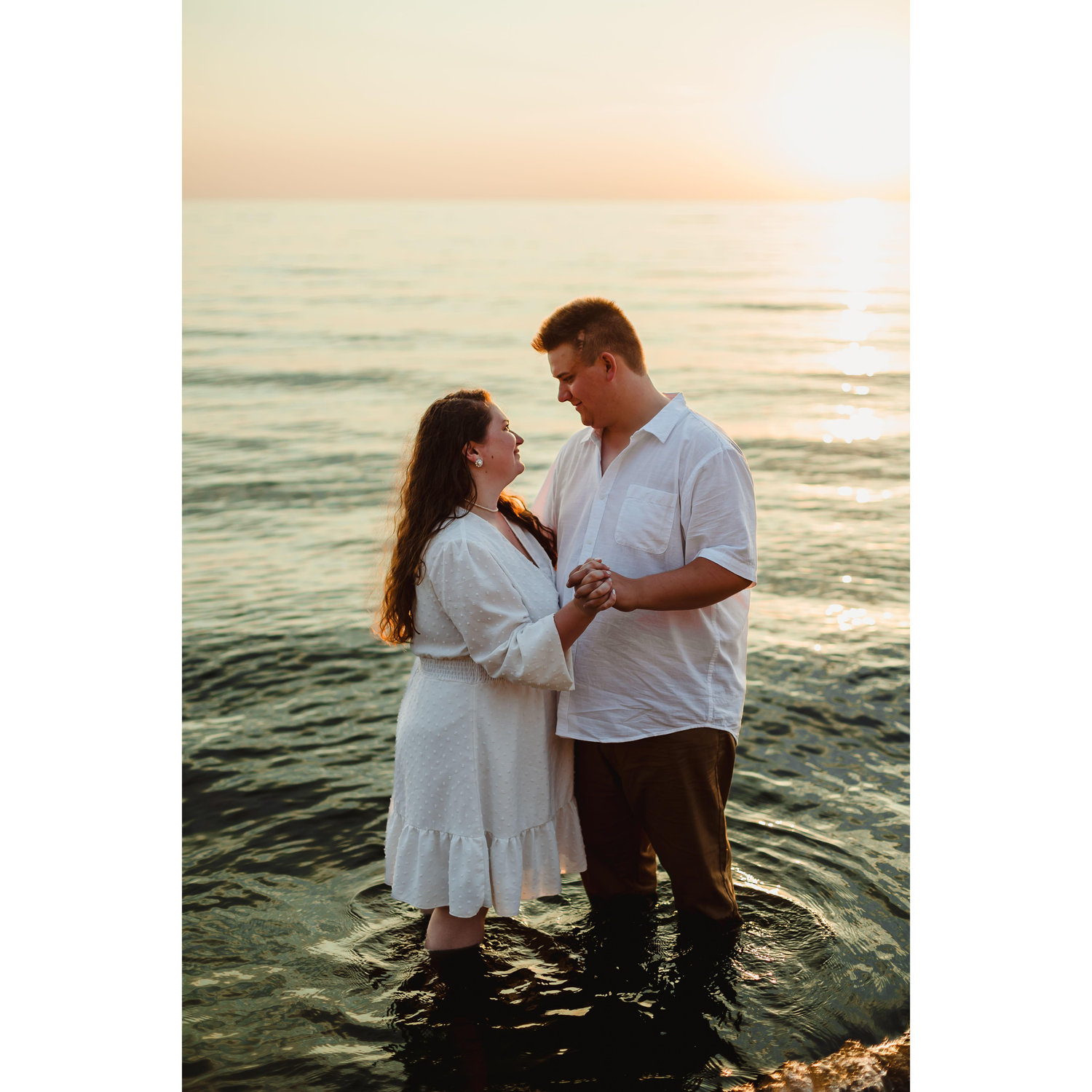 Engagement pictures by Lynzee Harrison Photography