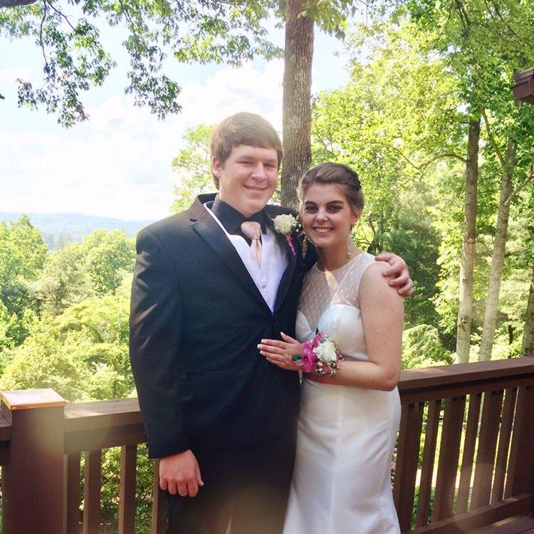 We finally got to go to prom together!