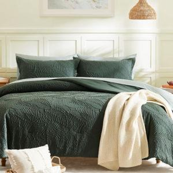 Geniospin King Size Comforter Set - 7 Pieces Dark Green Bedding Set, Botanical Textured Comforter Bed Set, All Season Lightweight Bed in a Bag with Comforter, Sheets, Pillowcases & Shams