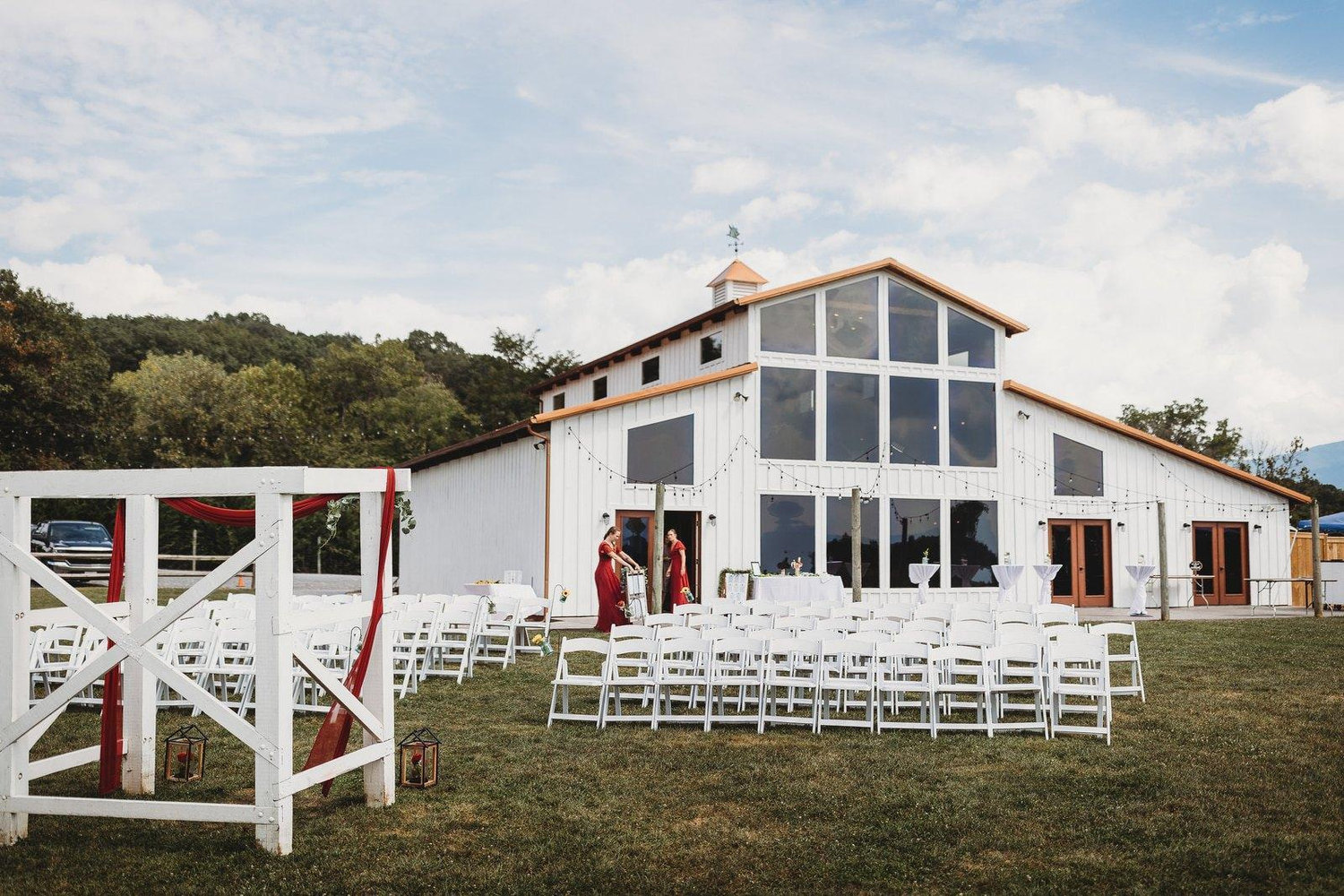 The Wedding Website of Arianna Pollaci and Jonah Brown