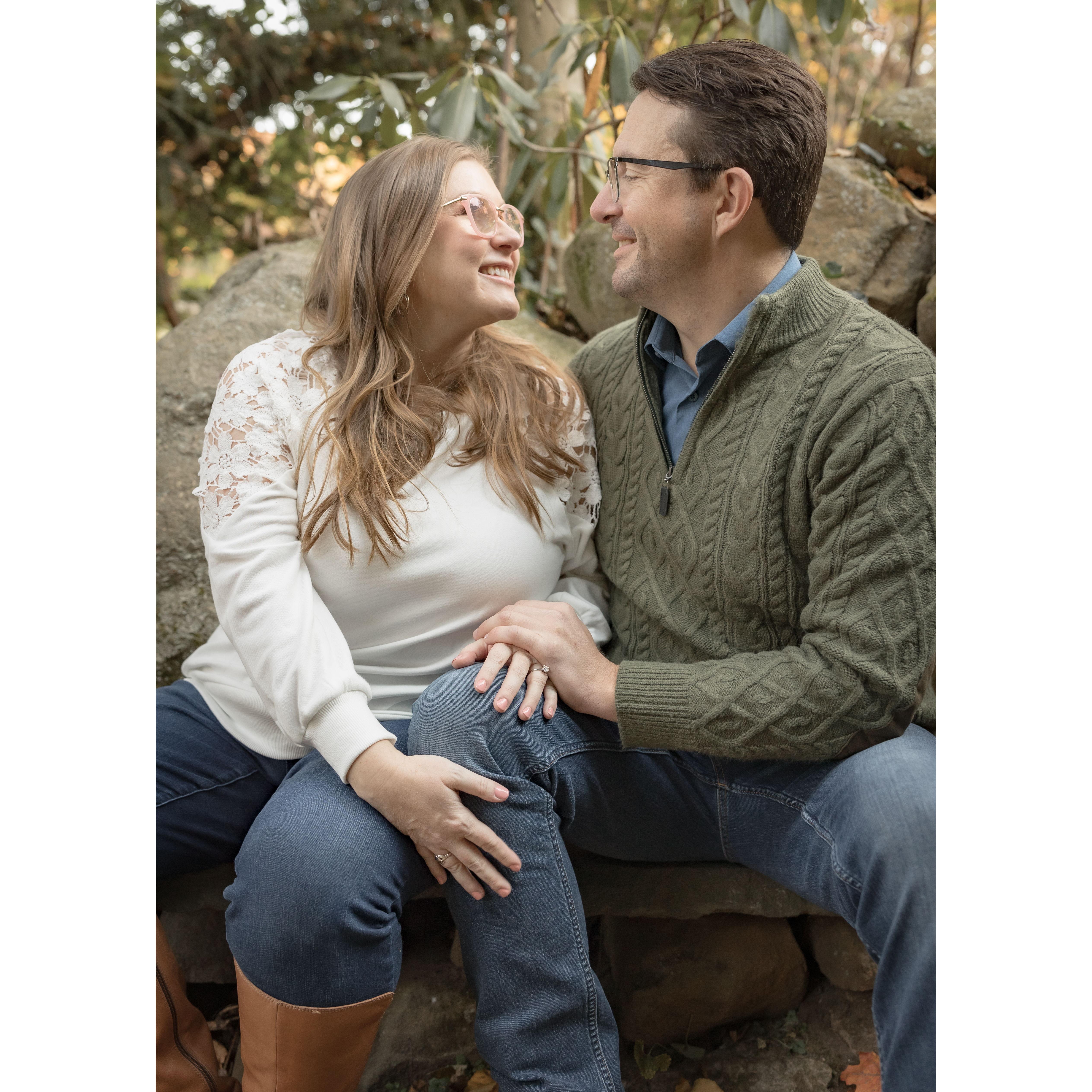 Engagement photos - Matt and Tess - Eric Madden Photography - Oct. 2024