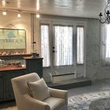 Esther's Wellhouse