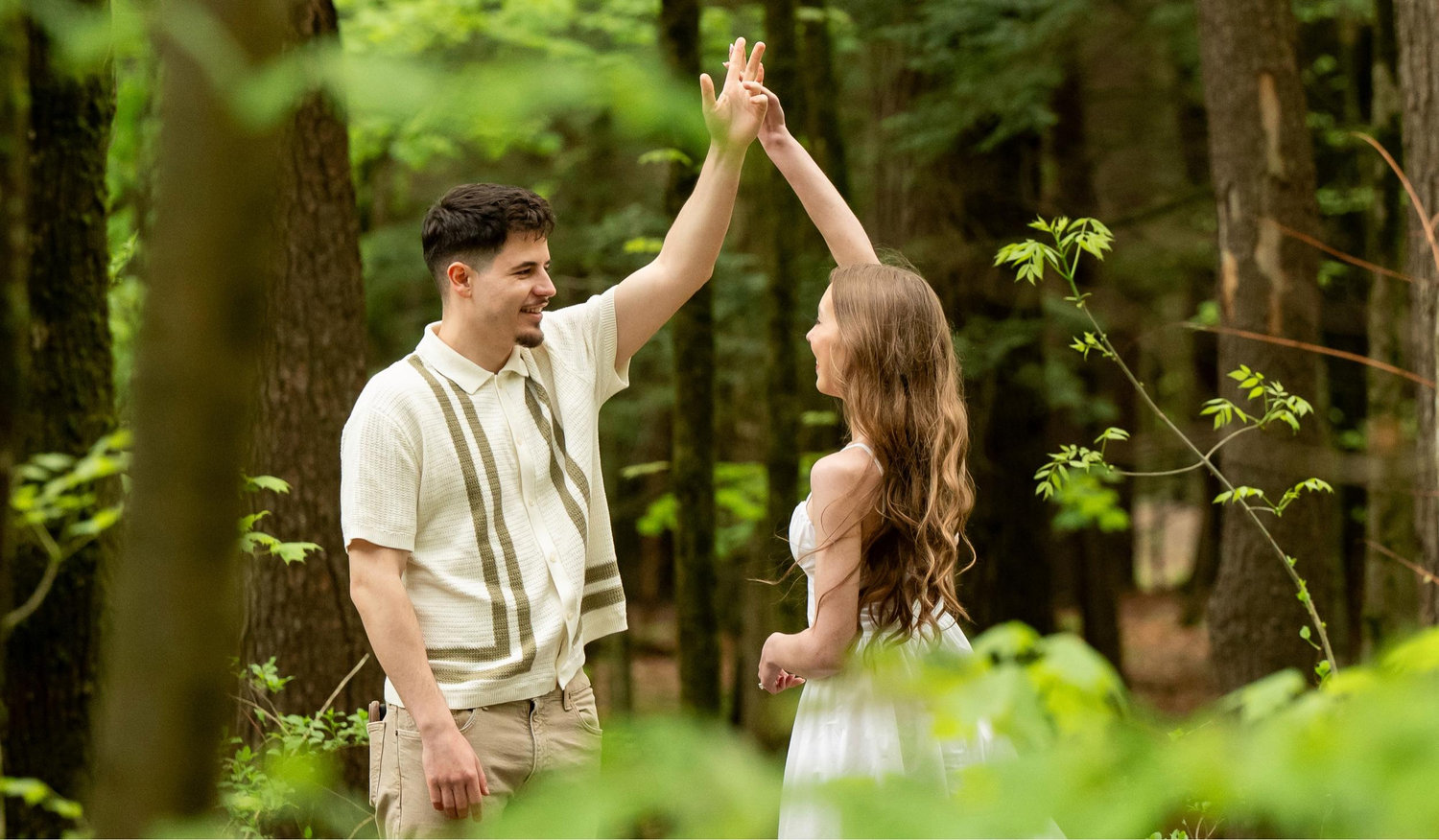 The Wedding Website of Nicole Folmsbee and Mitchell Araya