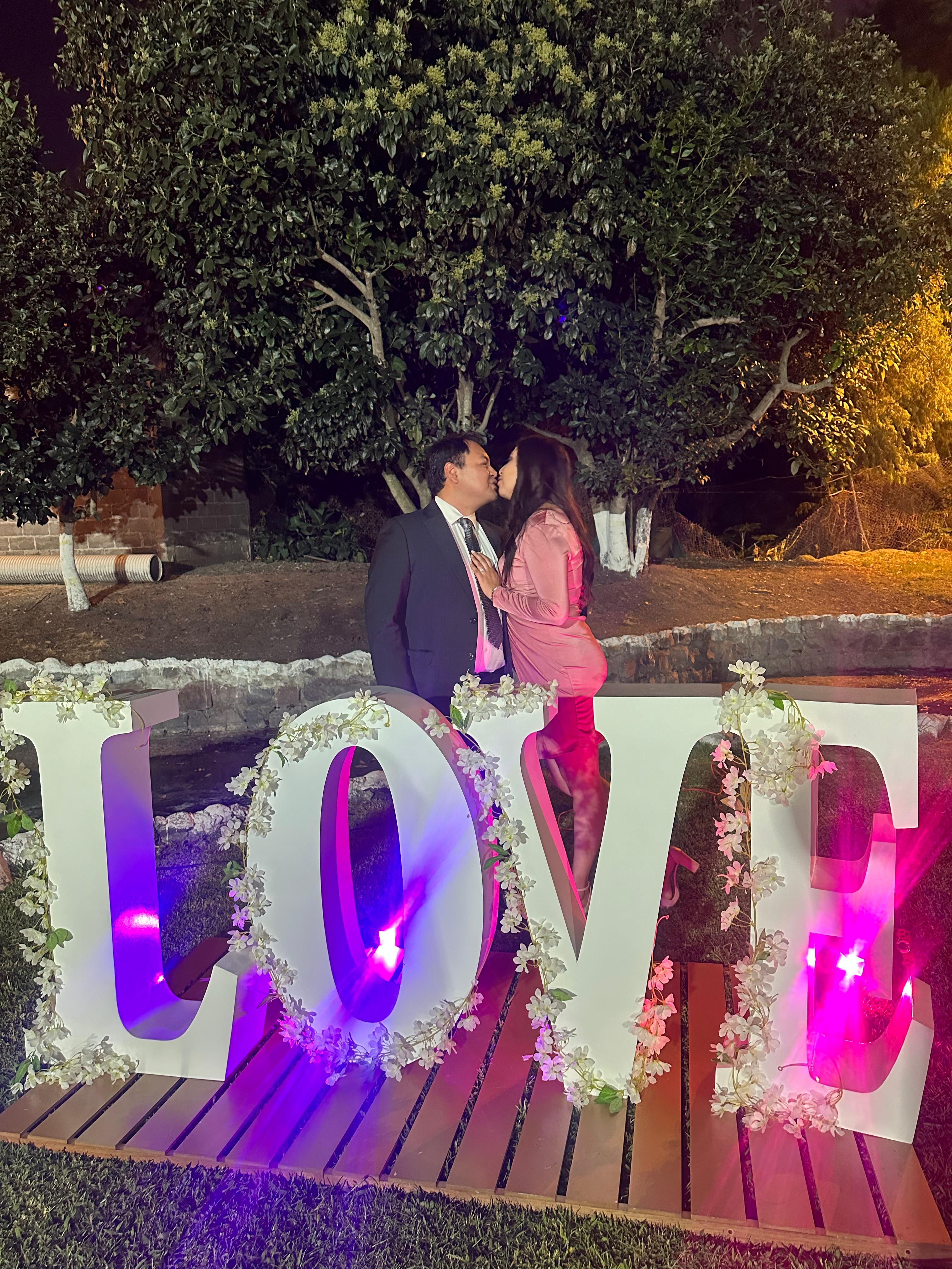 The Wedding Website of Darío José Mendoza Chipantasi and Myriam Alexandra Urbina Poveda