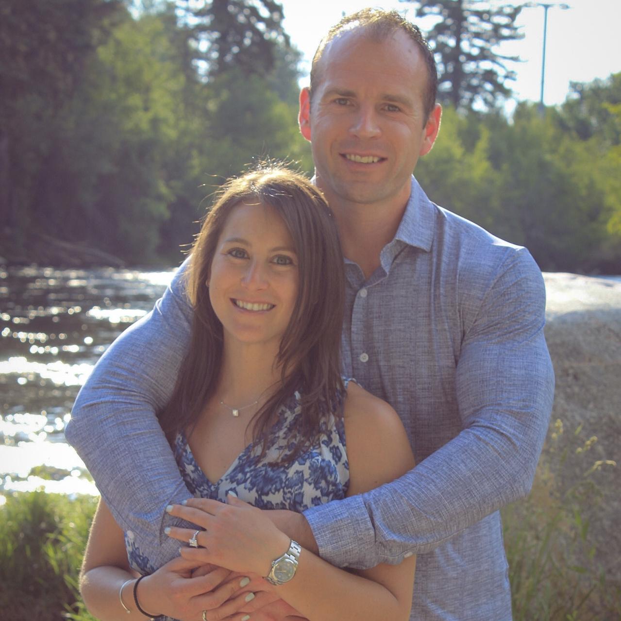 The Wedding Website of Ashley Lesnik and Brad Robinson