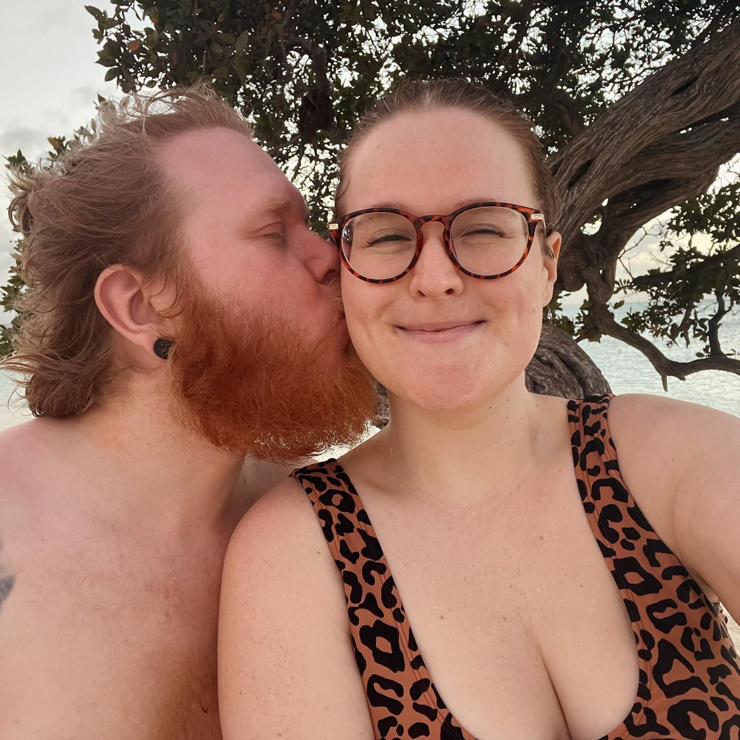 Reunited in Aruba after 9 months apart, May/June 2021