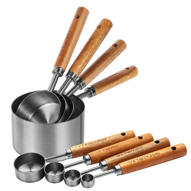 Measuring Cups and Spoons Set，Measuring Cup Set with Wooden Handle and Metric and US Measurements，Silver Polished Finish，for Cooking and Baking in The Kitchen (8 Piece)