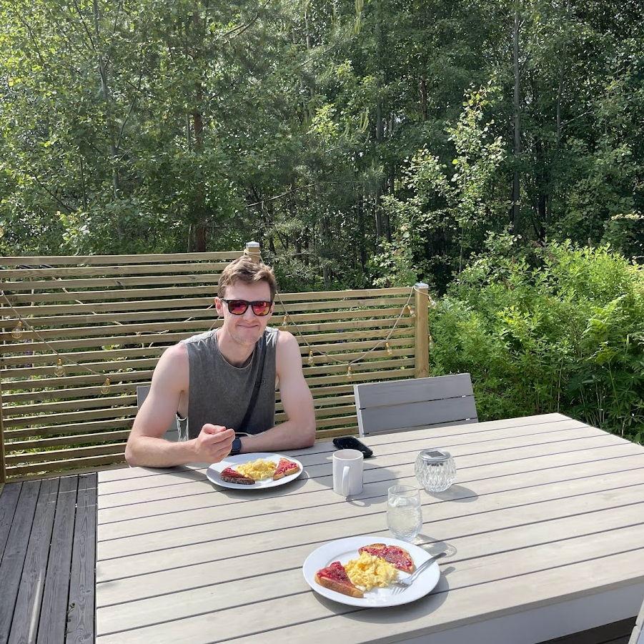 Breakfast in Sweden on the way to a conference with Ya'el, 2023
