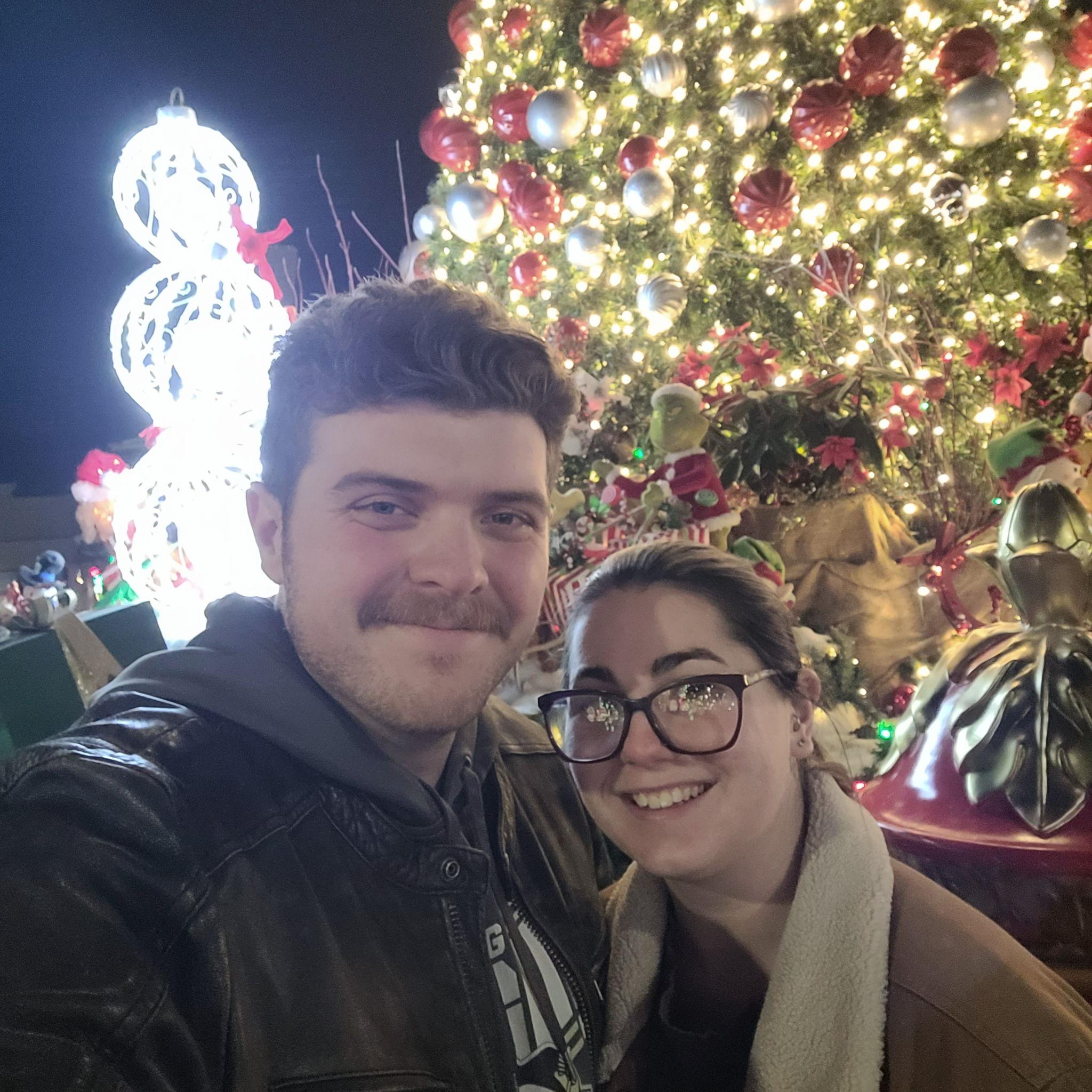 Dylan and Hannah`s First Time Seeing Christmas Lights Together December 21st 2022 in Altoona!