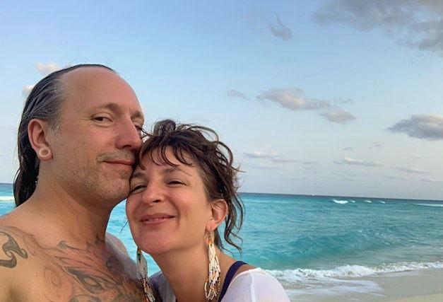 The Wedding Website of Lele Heartloom and Keala Young