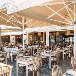 Dinner at Axinos (Paros)