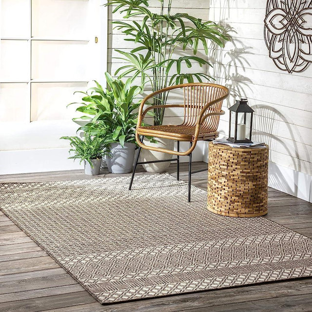 nuLOOM Frontier Striped Lattice Indoor/Outdoor Area Rug, 5' x 8', Light Grey