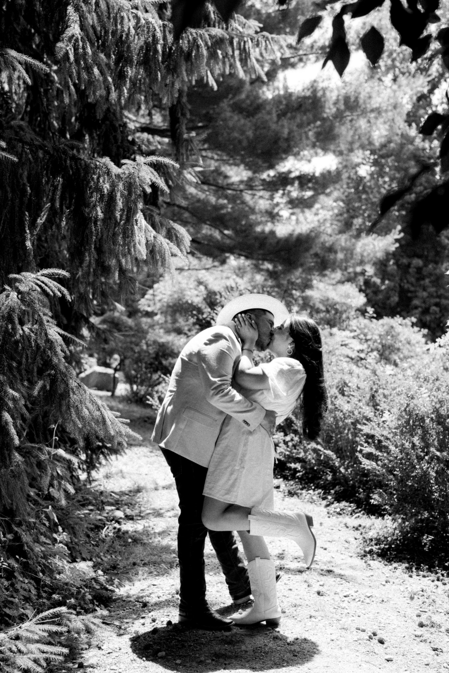 The Wedding Website of Jessica Martinez and Edwin Garcia