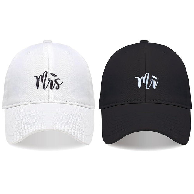Mr and Mrs Hat Bridal Shower Gifts for Bride,Newlyweds Honeymoon Wedding Gifts Adjustable Baseball Cap