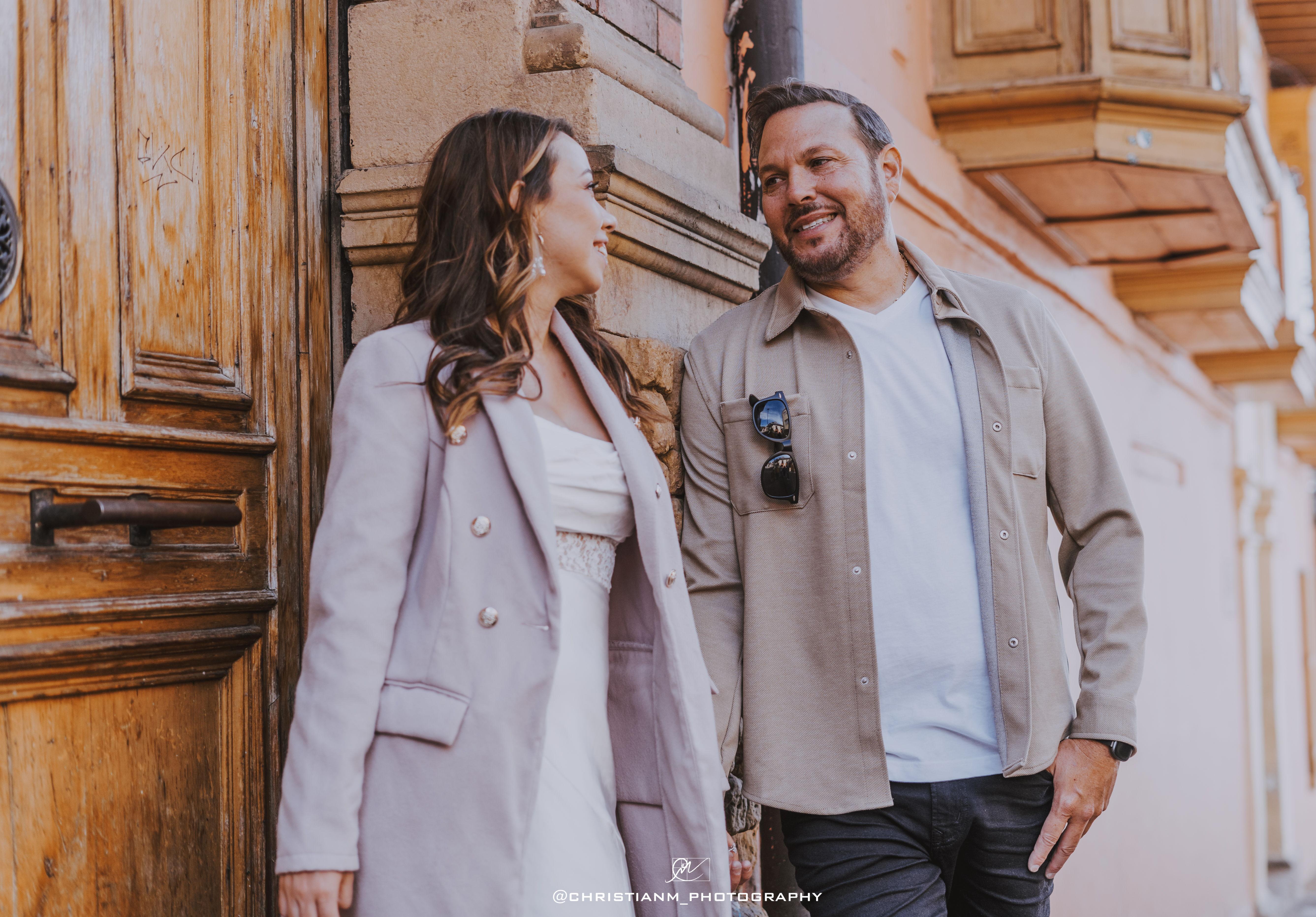 The Wedding Website of Viviana Moreno and Michael Lennertz