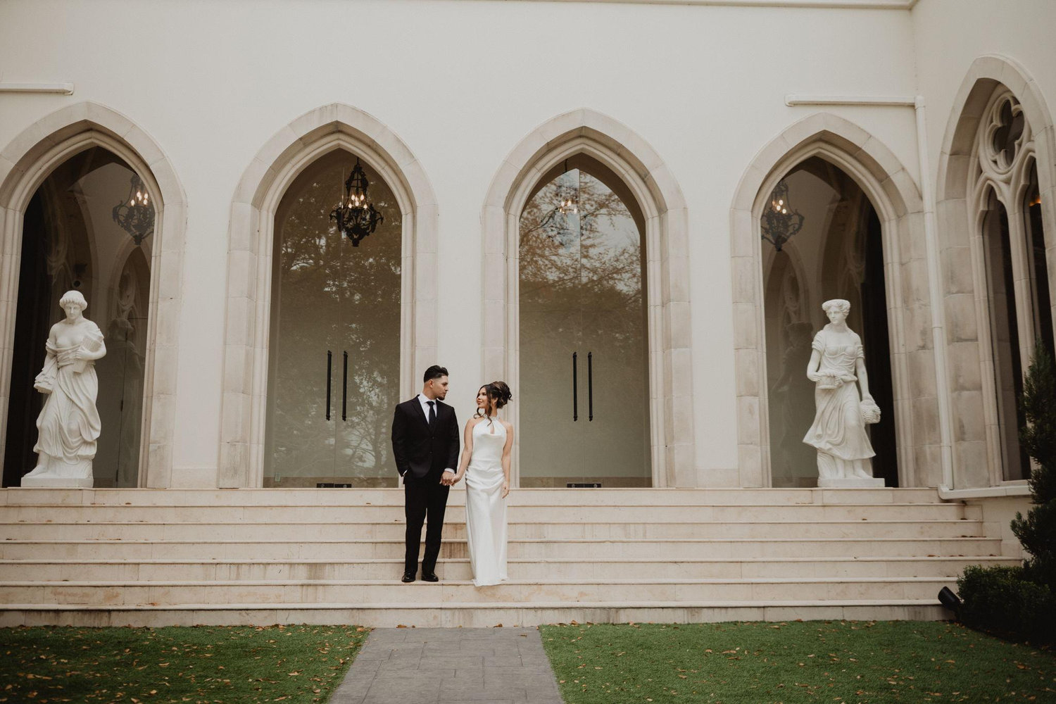 The Wedding Website of Saira Martinez and Eduardo Moreno