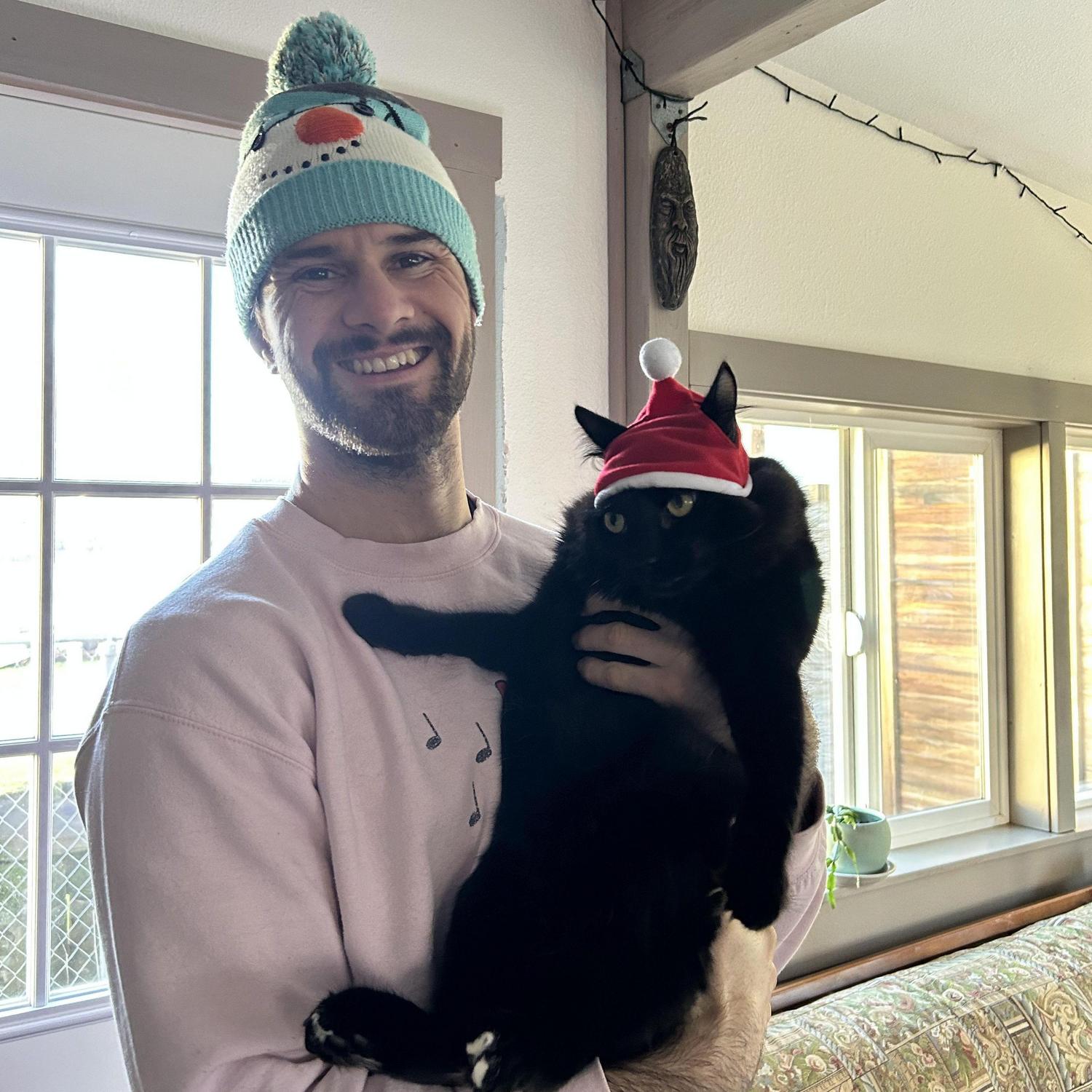 Po absolutely loves this outfit too!