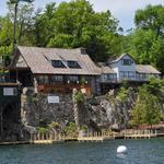 Tavern on The Lake - Blue Water Manor