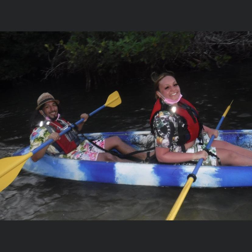 Kayaking 🛶 First time we went to Puerto Rico. Bianca had the worst sunburn she’s ever had here. Don’t underestimate the boriqua sun guys 🇵🇷☀️