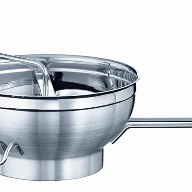 Rösle Stainless Steel Food Mill with Handle and 2 Grinding Disc Sieves