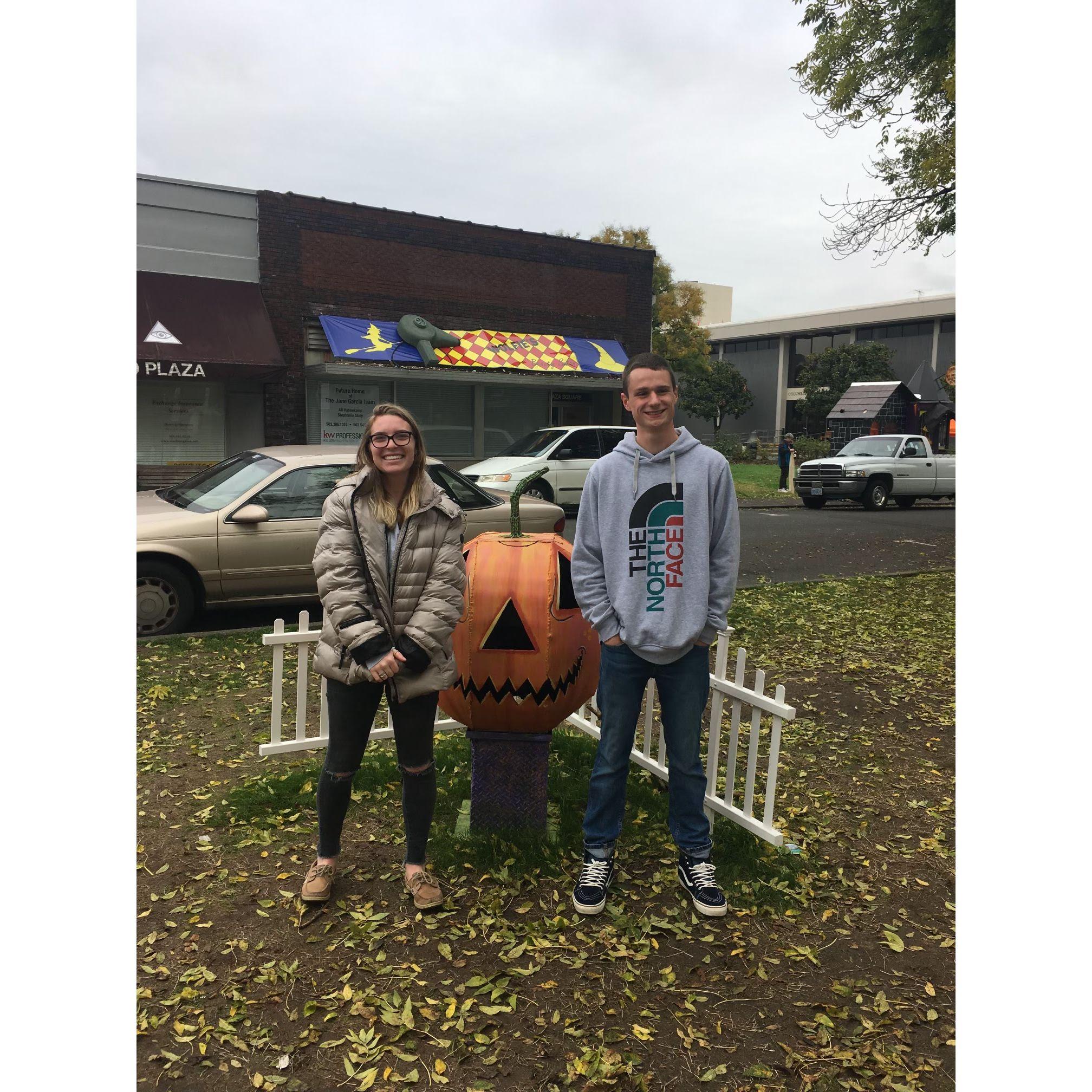 Family trip to St. Helens - Fall 2018.