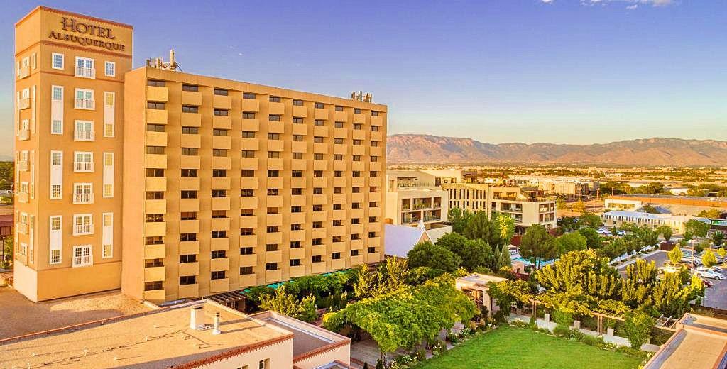 The Wedding Website of Wallace Bridges Jr. and Nathaly Sofia Cabrera