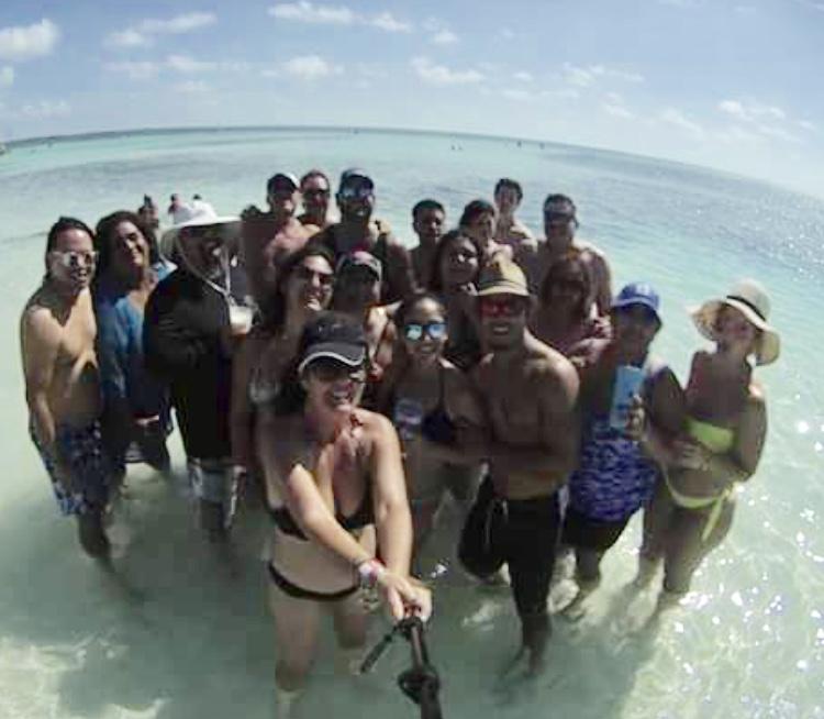 The Wedding Website of Yady Alvarez and Jorge Alvarez