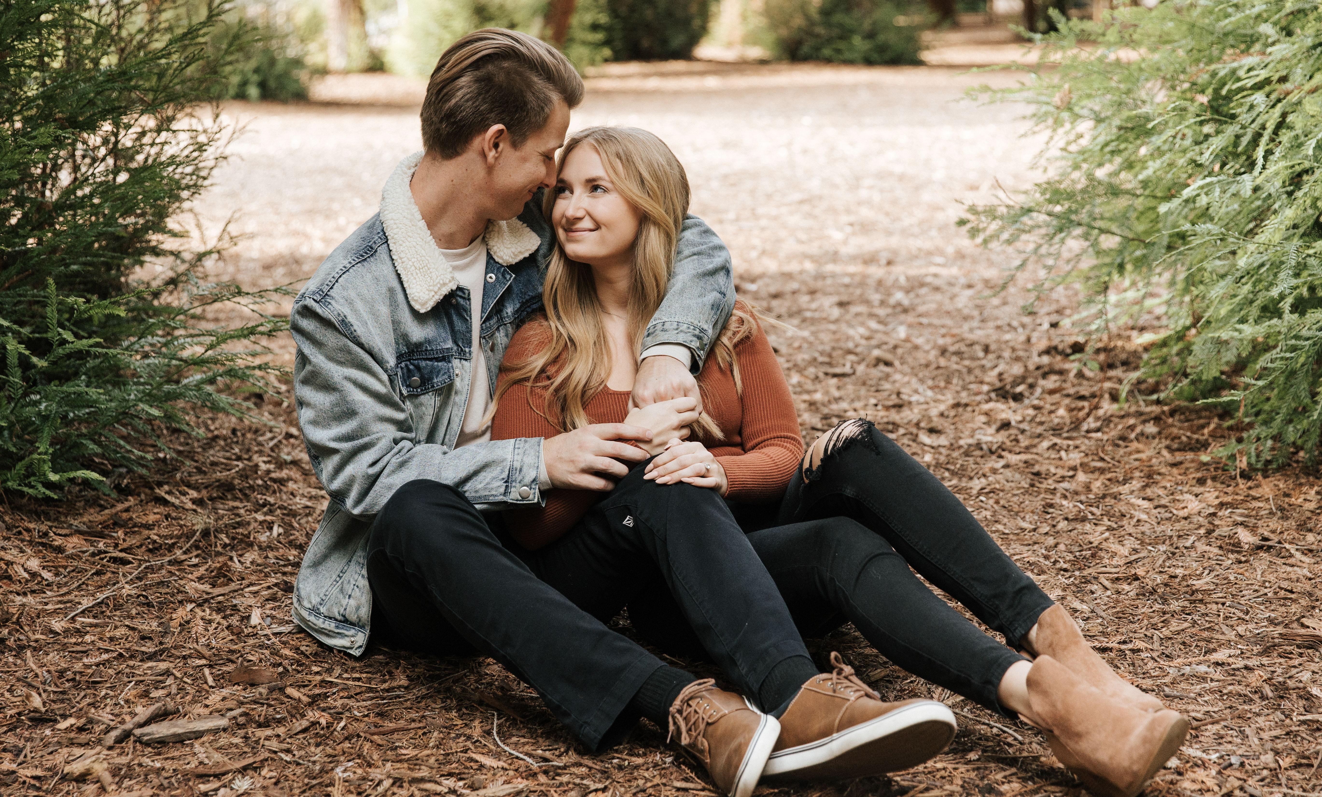 The Wedding Website of Mariah Curran and Grant Bayr