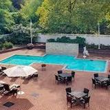 Governor Westin Morris Hotel Pool