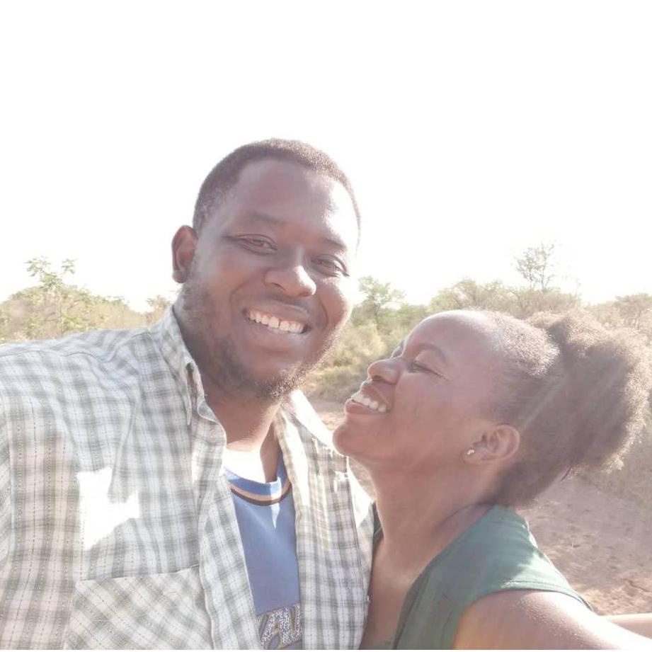 Chi Chi Chiedza
Ndooma mate nokupenya
Anonzi chi chi Chiedza
KaSweet one, Tsvarakadenga