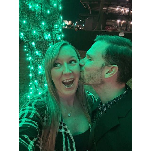"Glendale Glitters"