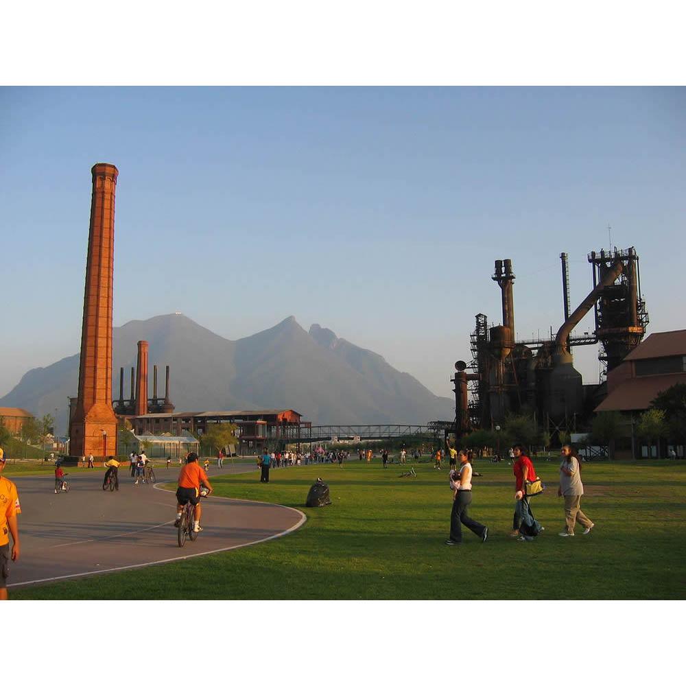 PARQUE FUNDIDORA - Industrial heritage museum and public park in the heart of Monterrey. Great place to walk around, ride a bike and explore the history of the city.