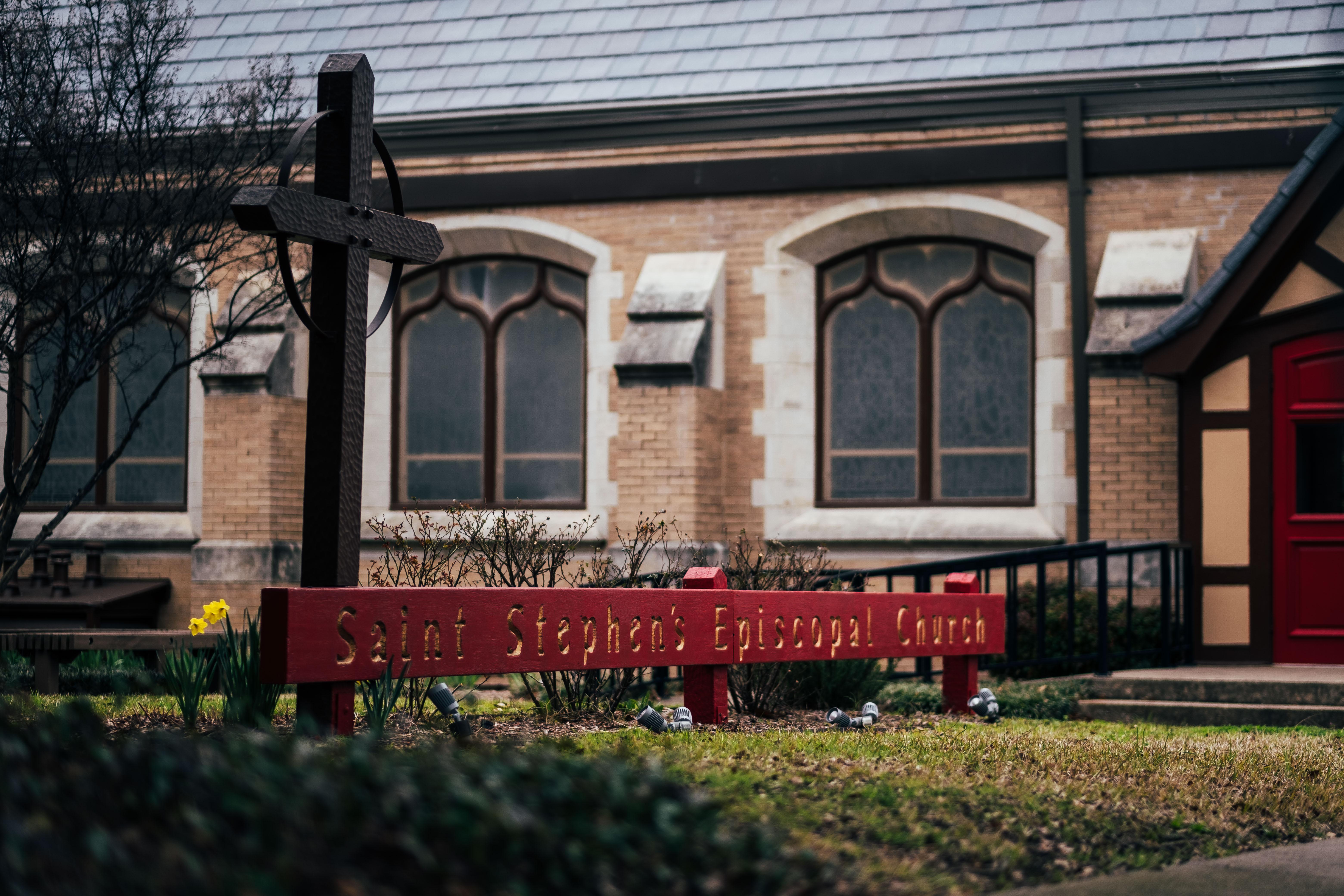 The Wedding Website of Amy K. Frachiseur and Michael C. Hall