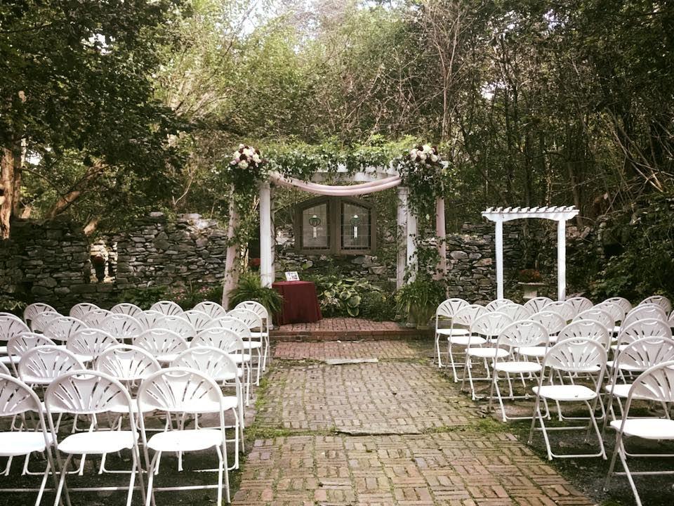 The Wedding Website of Heather Stellabott and Alejandro DeVore