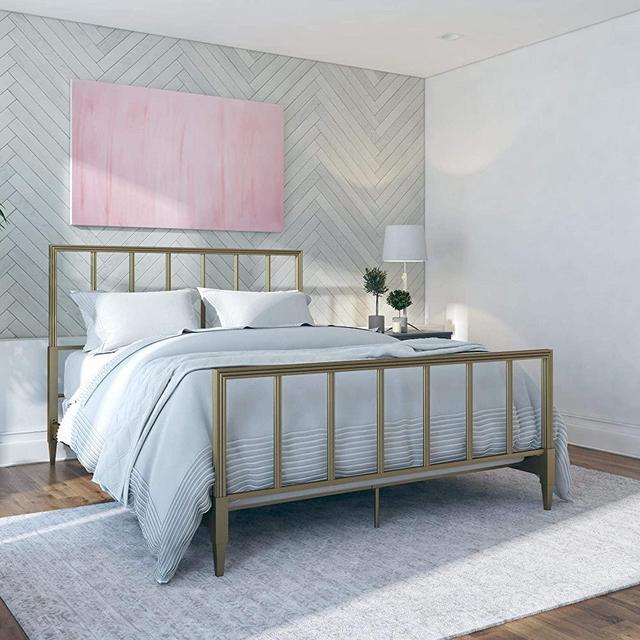 CosmoLiving by Cosmopolitan Blair Bed, Gold