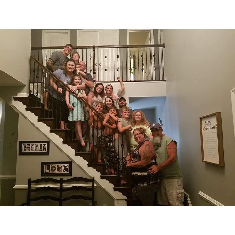 Corben, Burney, Katie, Curt, Kenleigh, Chloe, Lacey, Colton, Keenan, Chelsea, Riley, Cody, Camden, Sharon, Karen & Danny