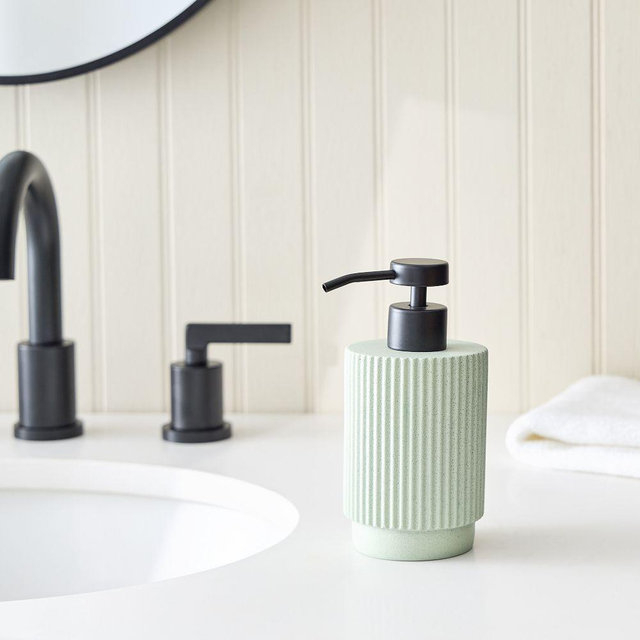 Fluted Concrete Soap Pump, Sage