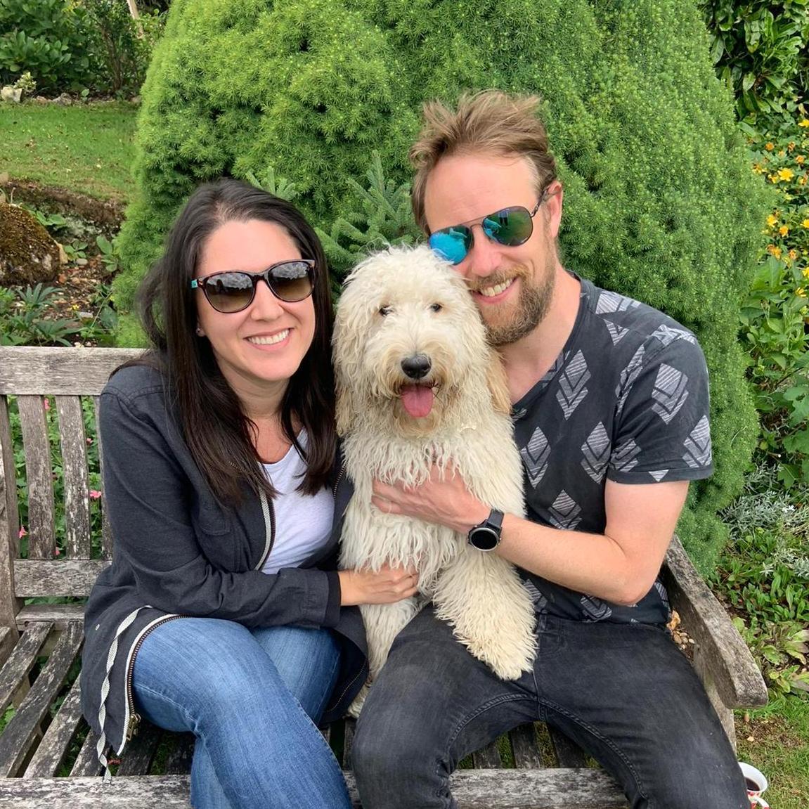 Family photo with quarantine haircuts - or lack thereof