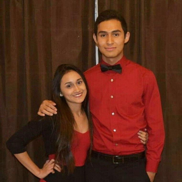 My last high school homecoming dance was so much fun.
El último baile de bienvenida de Lulú, donde tuvimos mucha diversión.